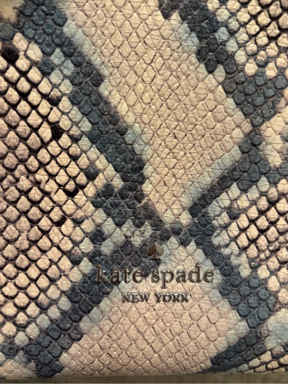 Kate spade Leila medium snake-embossed triple compartment shoulder bag - Picture 3 of 13